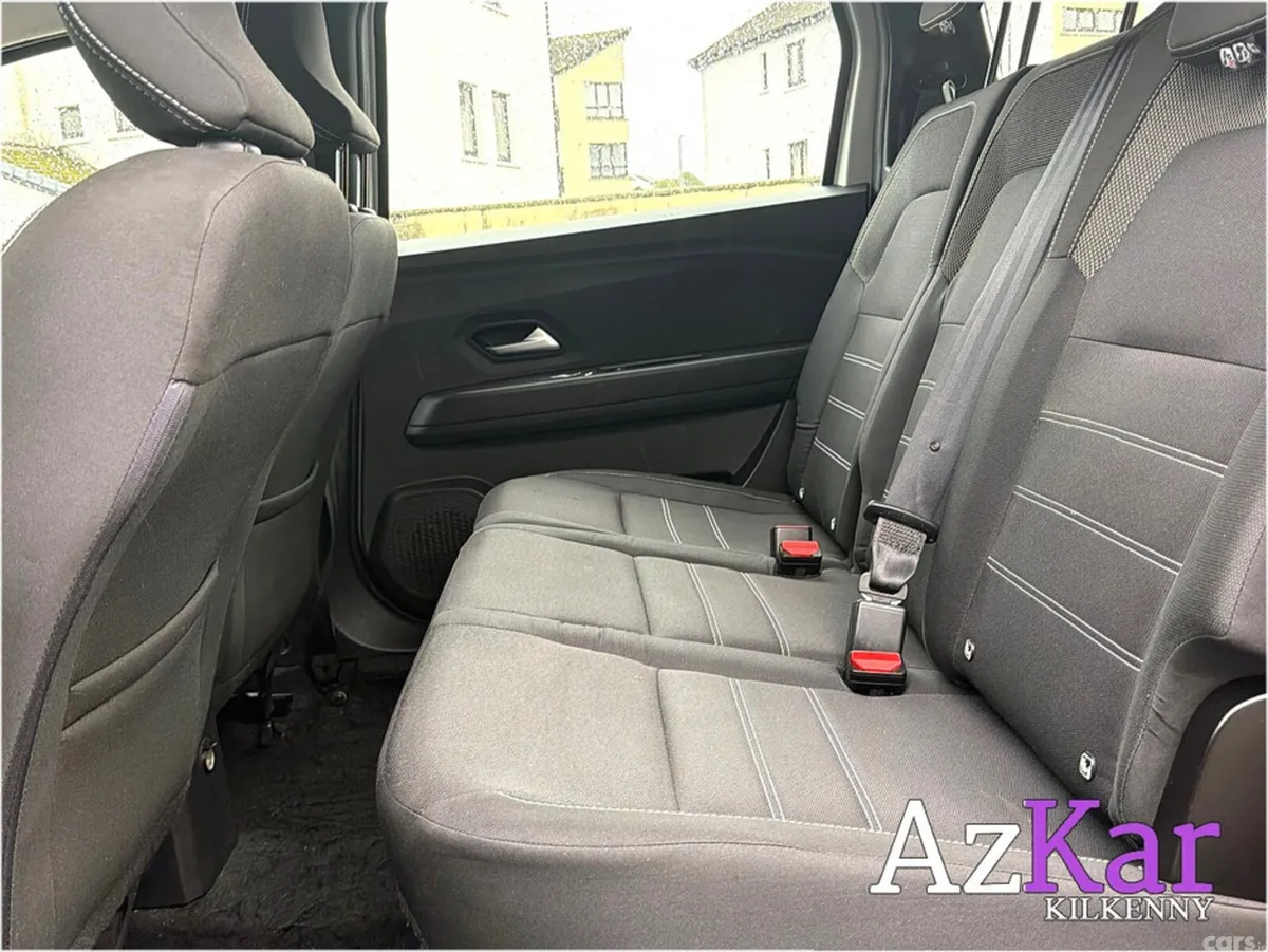 Dacia Jogger Estate, Petrol, 2022, Grey