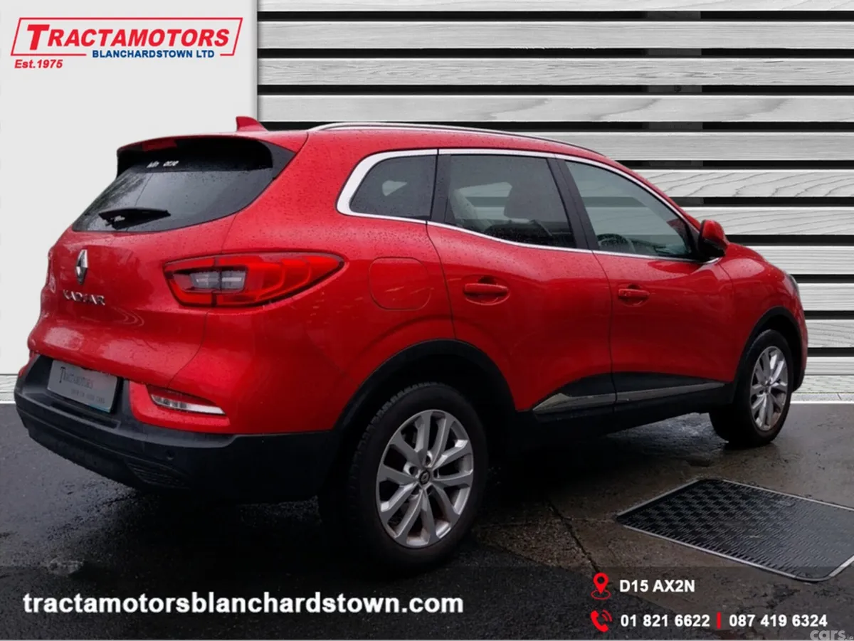 Renault Kadjar SUV, Petrol, 2019, Red