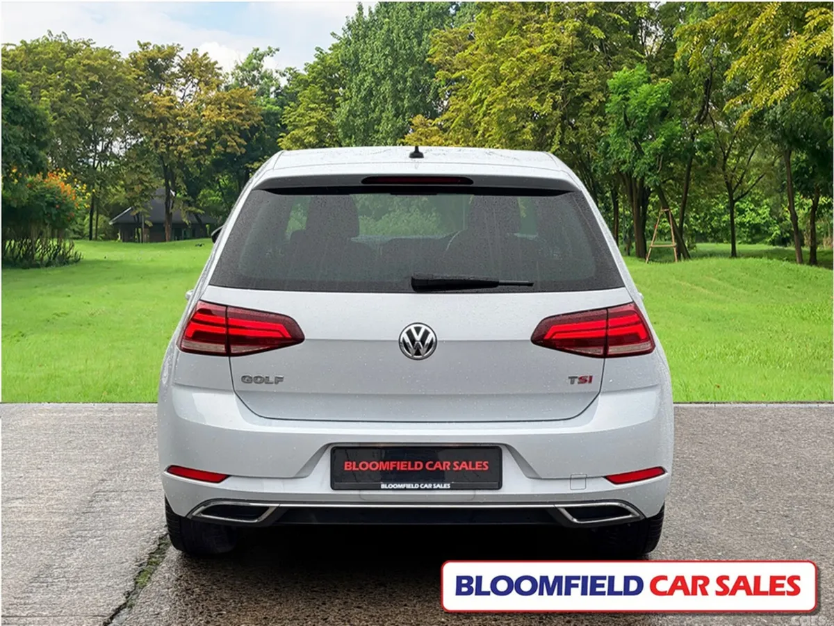 Volkswagen Golf Hatchback, Petrol, 2017, Grey
