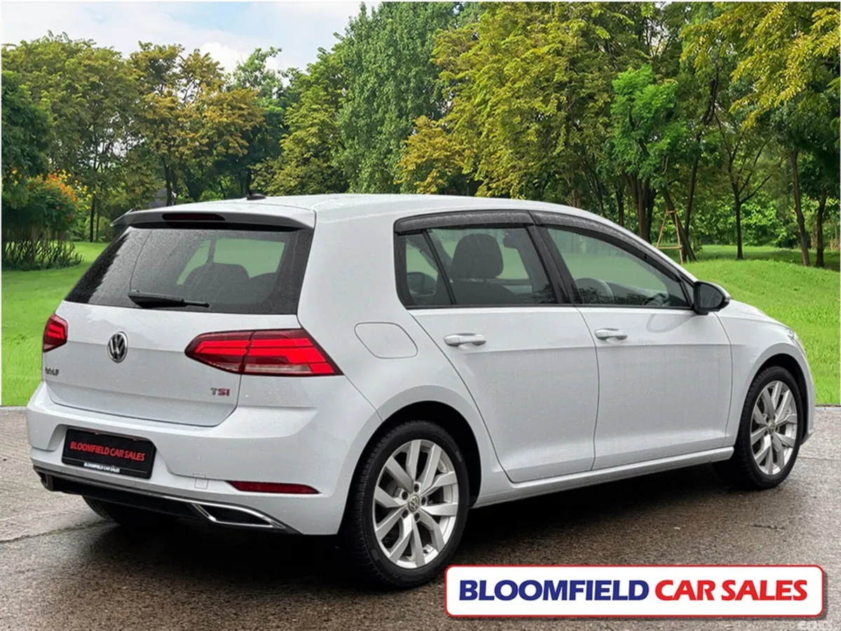 Volkswagen Golf Hatchback, Petrol, 2017, Grey