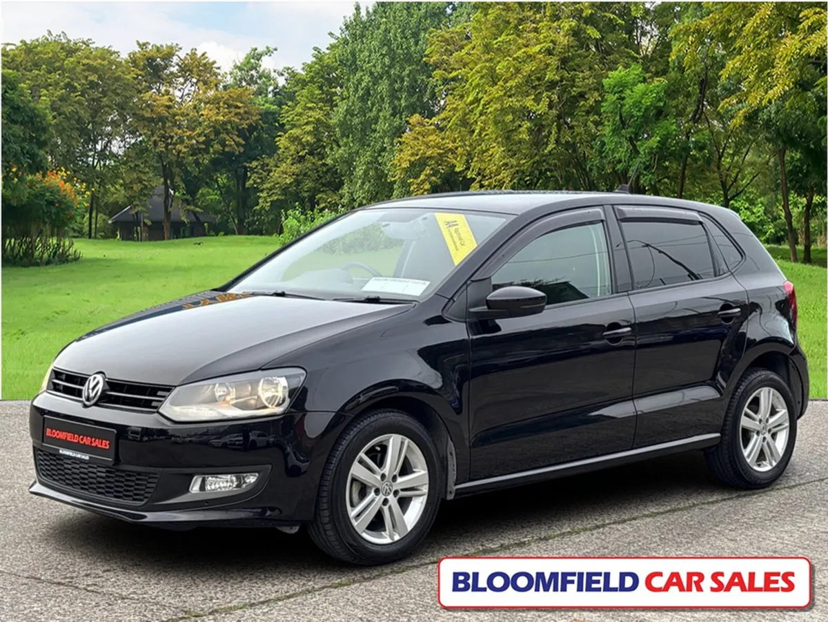 Volkswagen Polo Hatchback, Petrol, 2014, Black