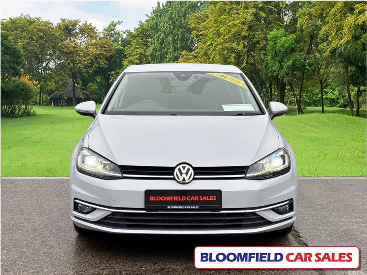 Volkswagen Golf Hatchback, Petrol, 2017, Grey