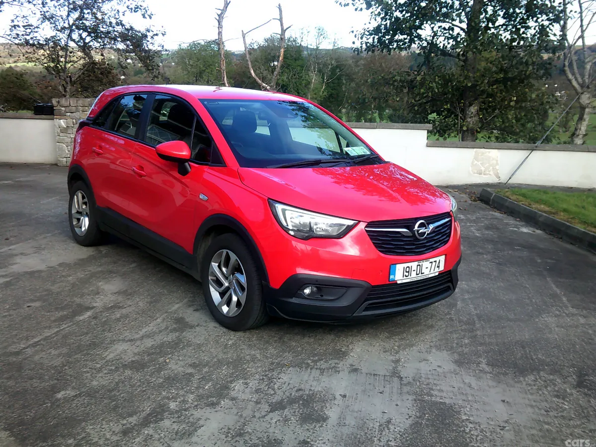 Opel Crossland X SUV, Petrol, 2019, Red