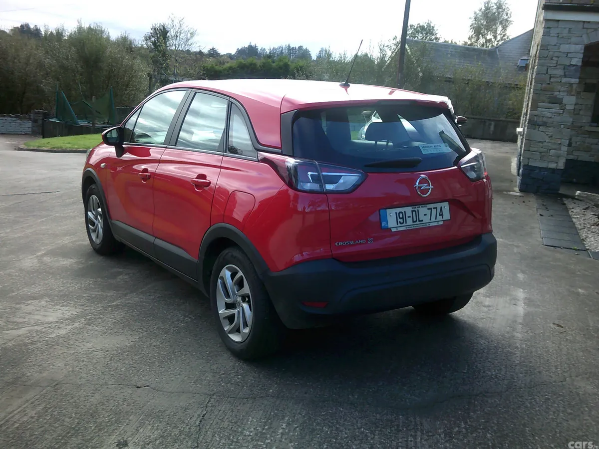 Opel Crossland X SUV, Petrol, 2019, Red