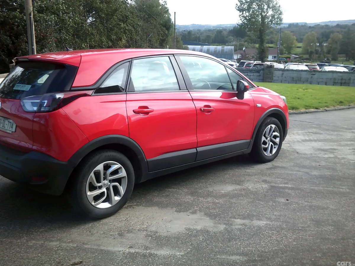 Opel Crossland X SUV, Petrol, 2019, Red