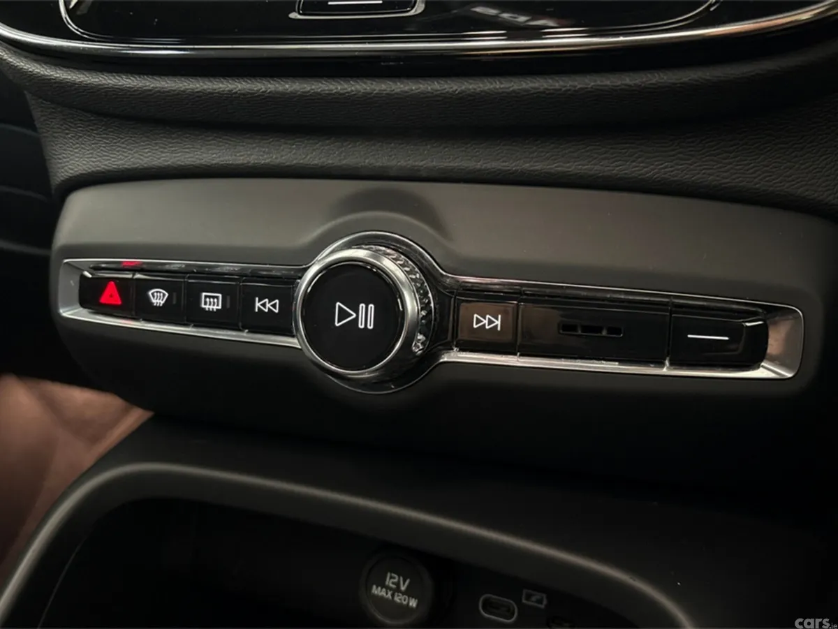 Volvo C40 Hatchback, Electric, 2023, Black