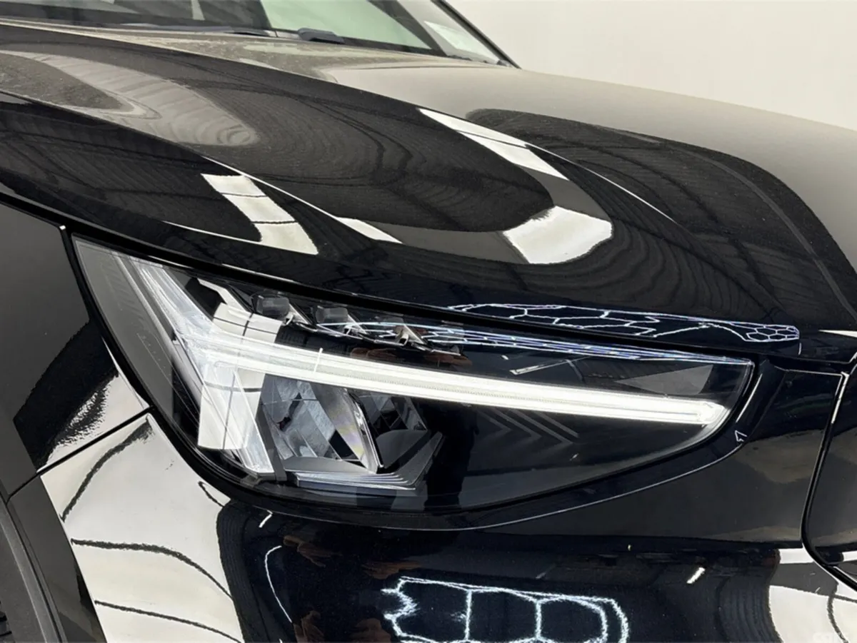 Volvo C40 Hatchback, Electric, 2023, Black