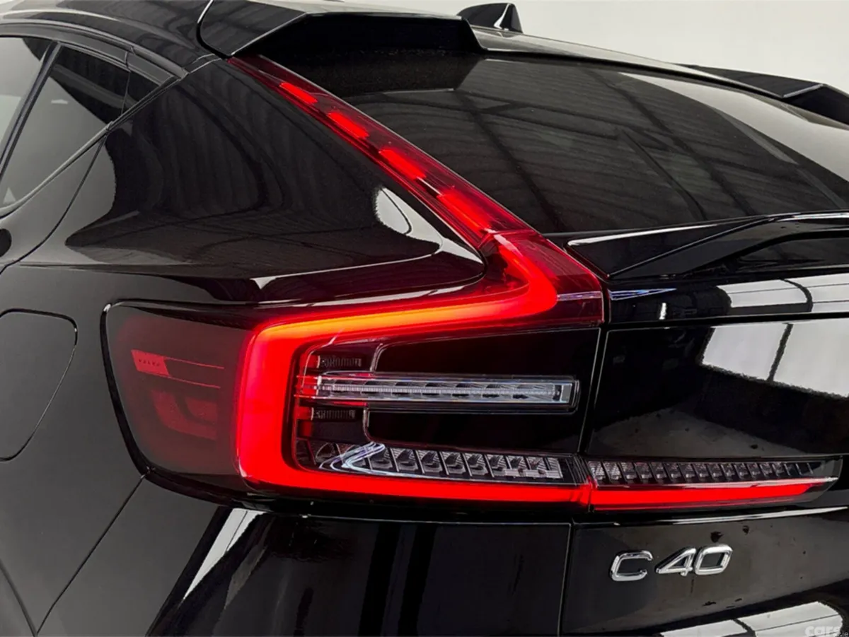 Volvo C40 Hatchback, Electric, 2023, Black