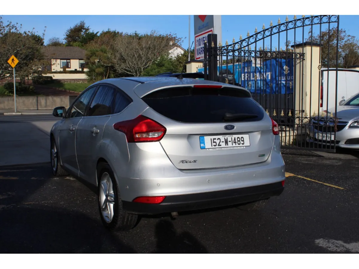 Ford Focus Hatchback, Petrol, 2015, Silver