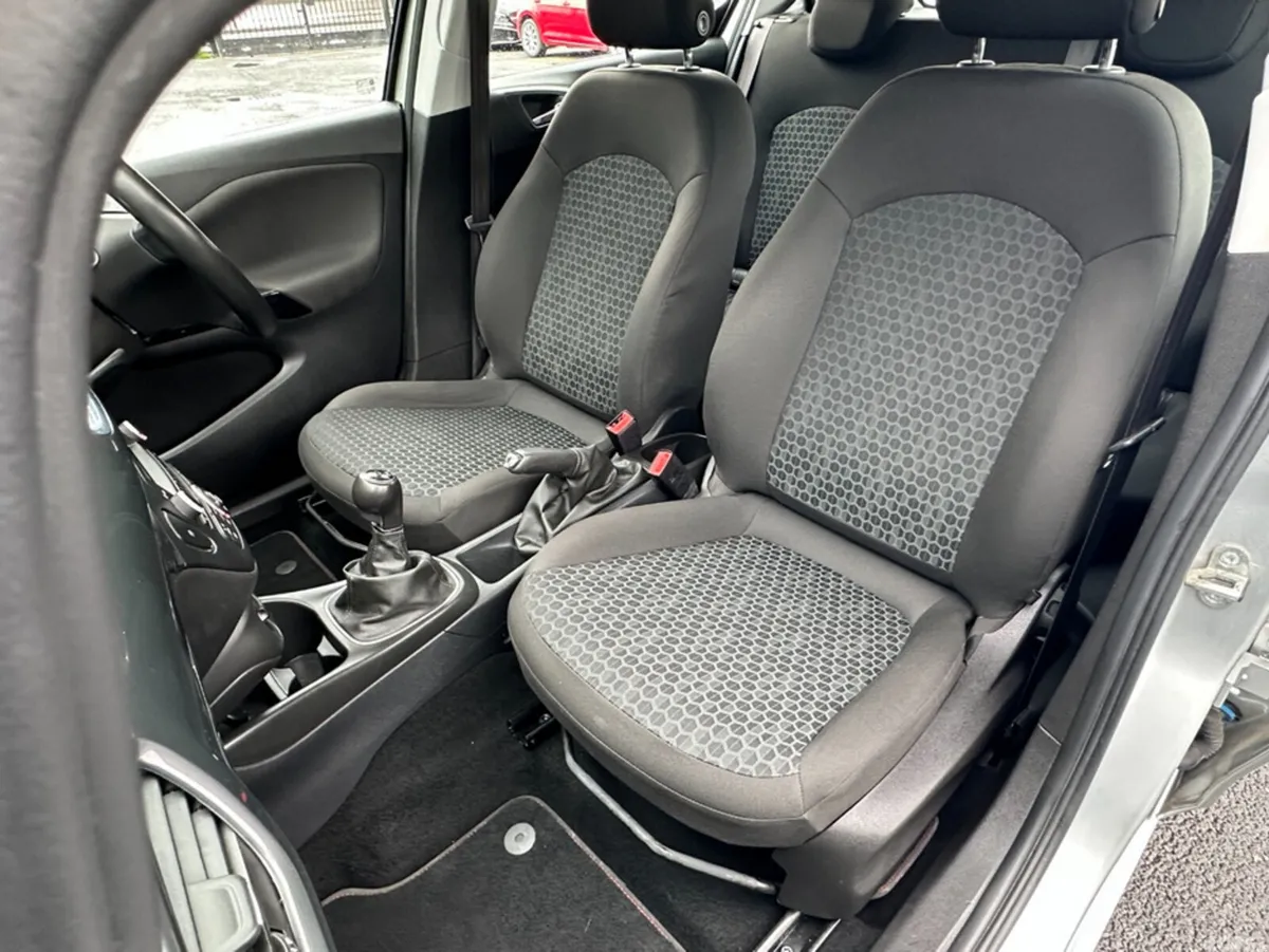 Opel Corsa Hatchback, Petrol, 2019, Silver
