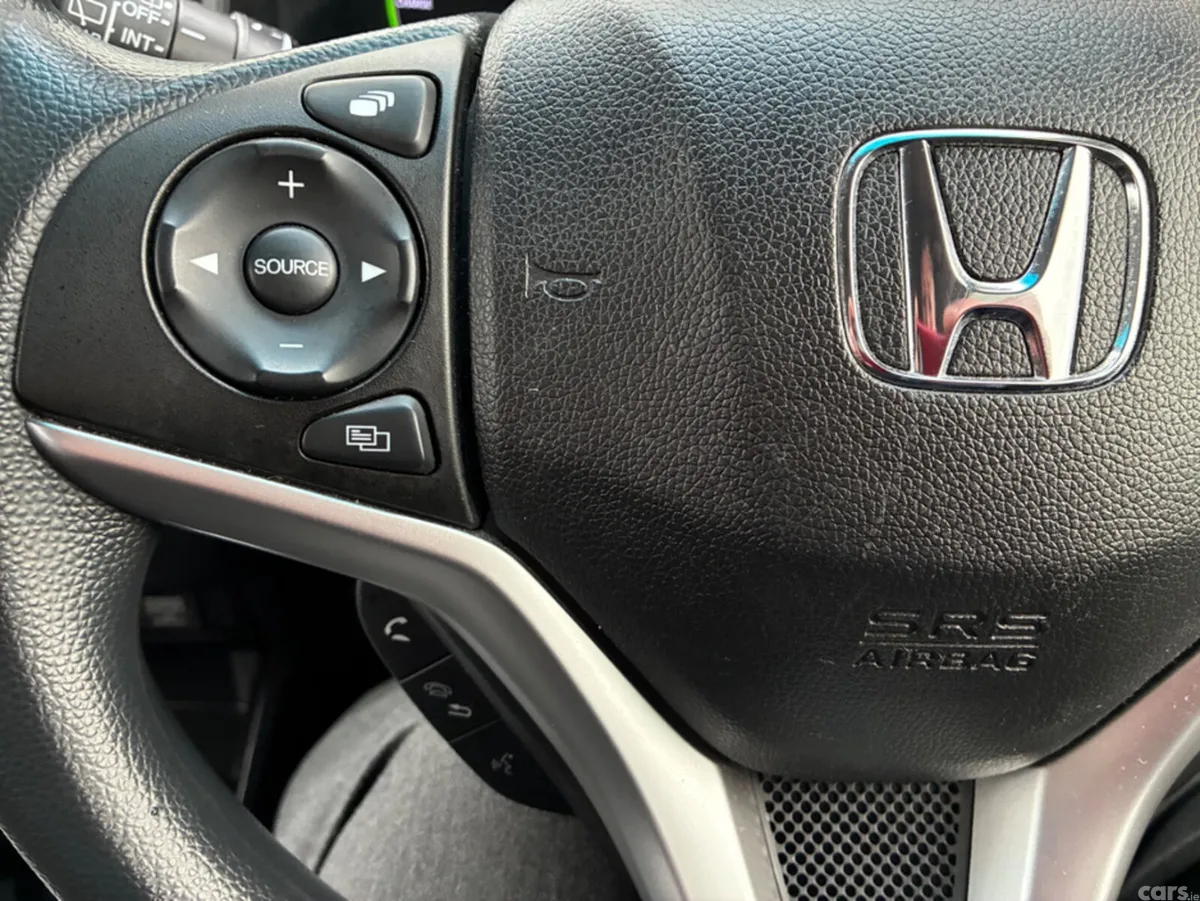 Honda Fit Hatchback, Petrol Hybrid, 2018, White