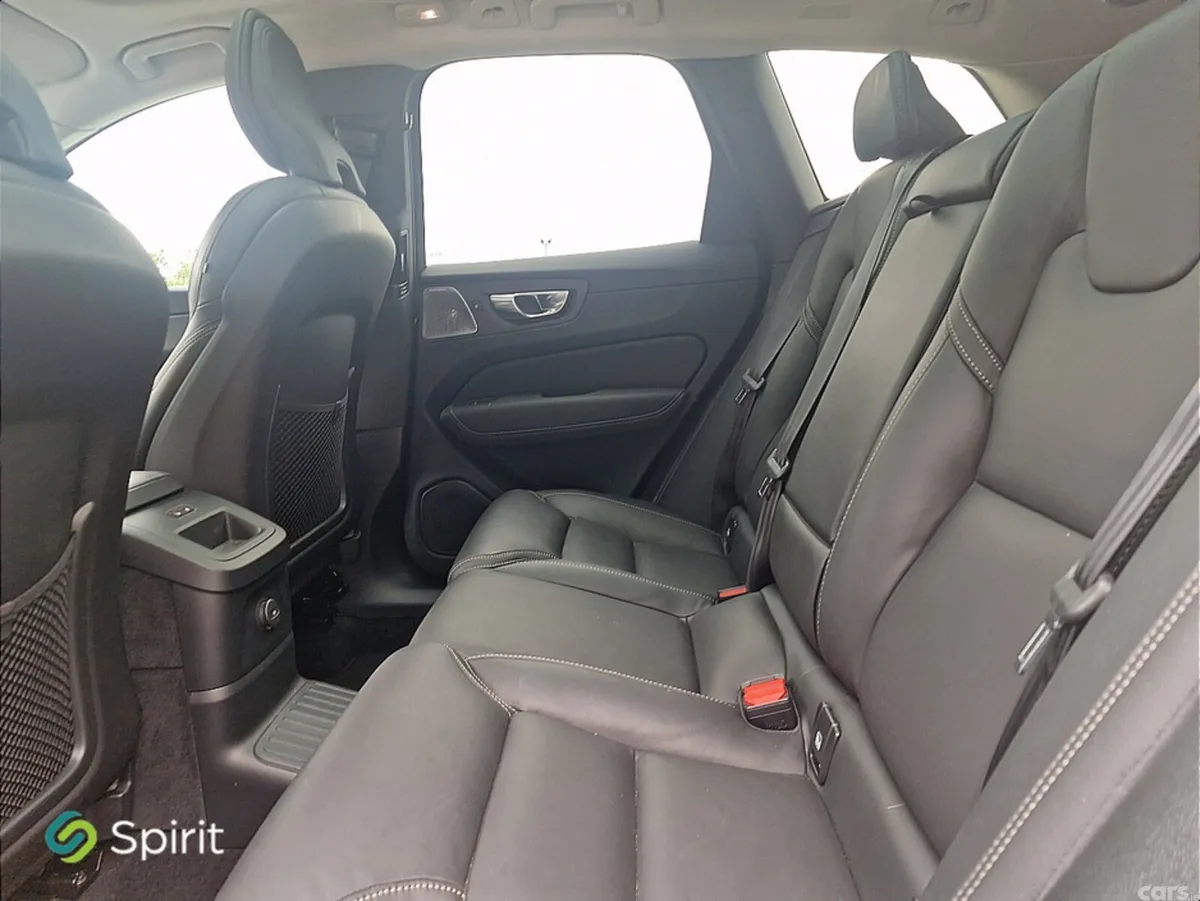 Volvo XC60 SUV, Petrol Plug-in Hybrid, 2024, White