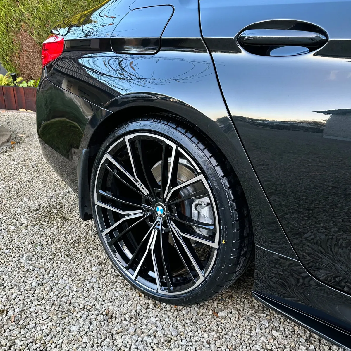 BMW 5-Series Saloon, Diesel, 2019, Black