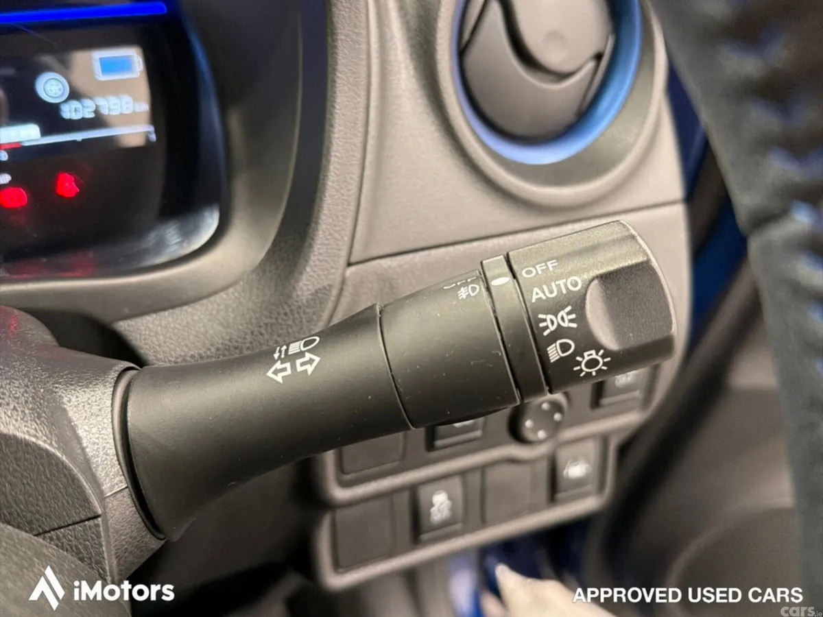 Nissan Note Hatchback, Petrol Hybrid, 2019, Blue