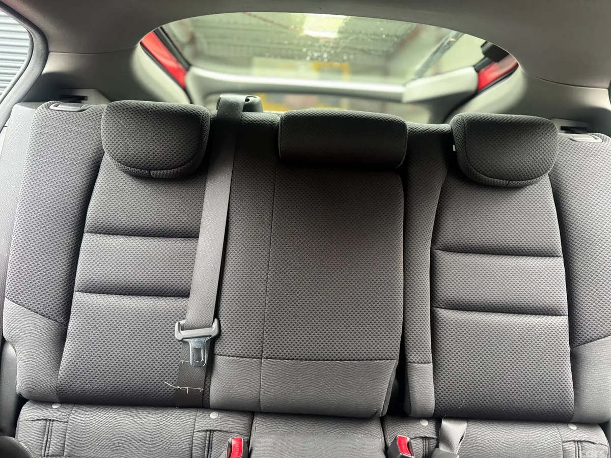Honda Insight Estate, Petrol Hybrid, 2011, Red