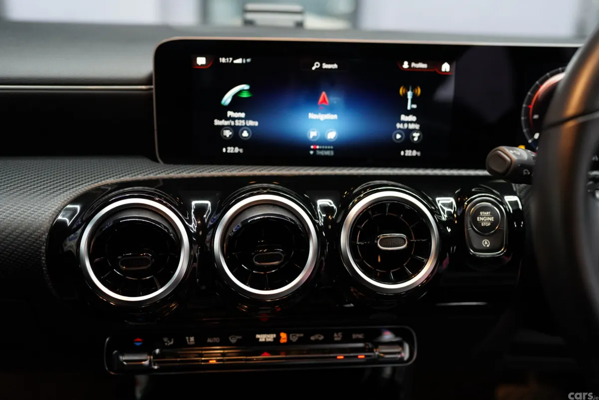 Mercedes-Benz A-Class Hatchback, Petrol, 2019, White