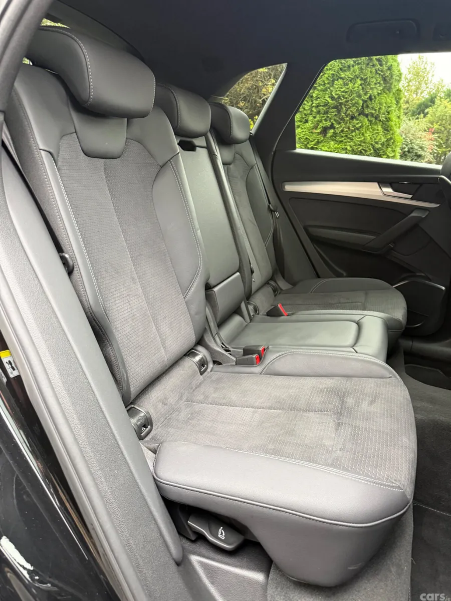 Audi Q5 SUV, Petrol Plug-in Hybrid, 2023, Black