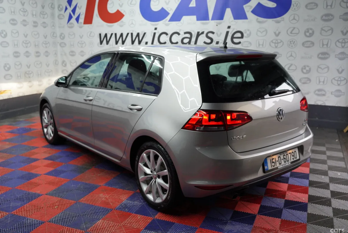 Volkswagen Golf Hatchback, Petrol, 2015, Grey