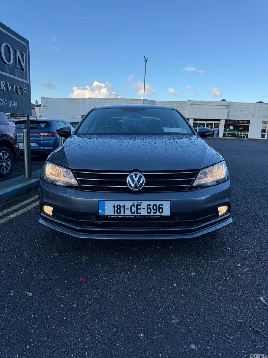 Volkswagen Jetta Saloon, Diesel, 2018, Grey
