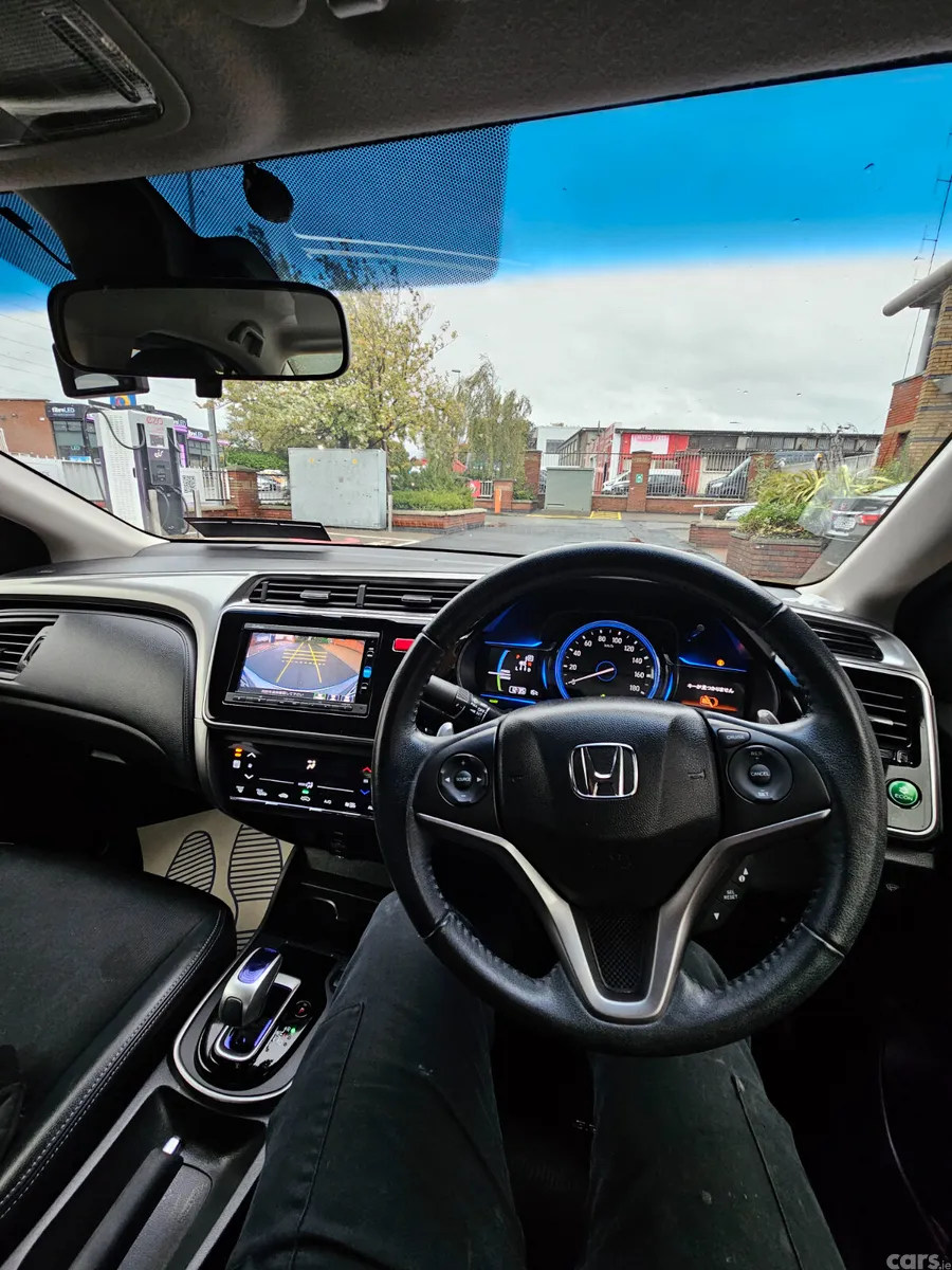 Honda Grace Saloon, Petrol Hybrid, 2015, Grey