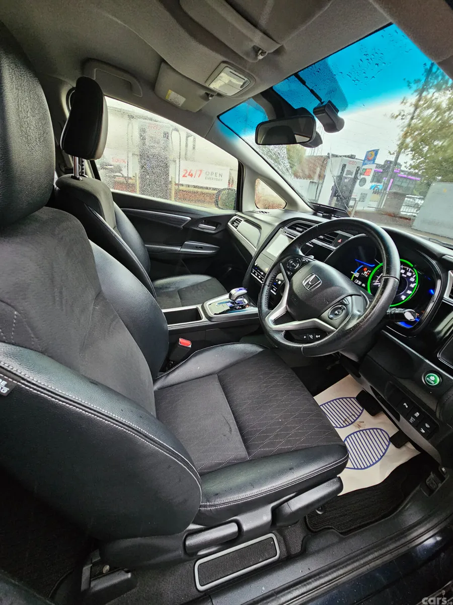 Honda Shuttle MPV, Petrol Hybrid, 2015, Other