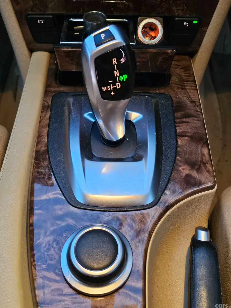 BMW 5-Series Saloon, Petrol, 2008, Grey