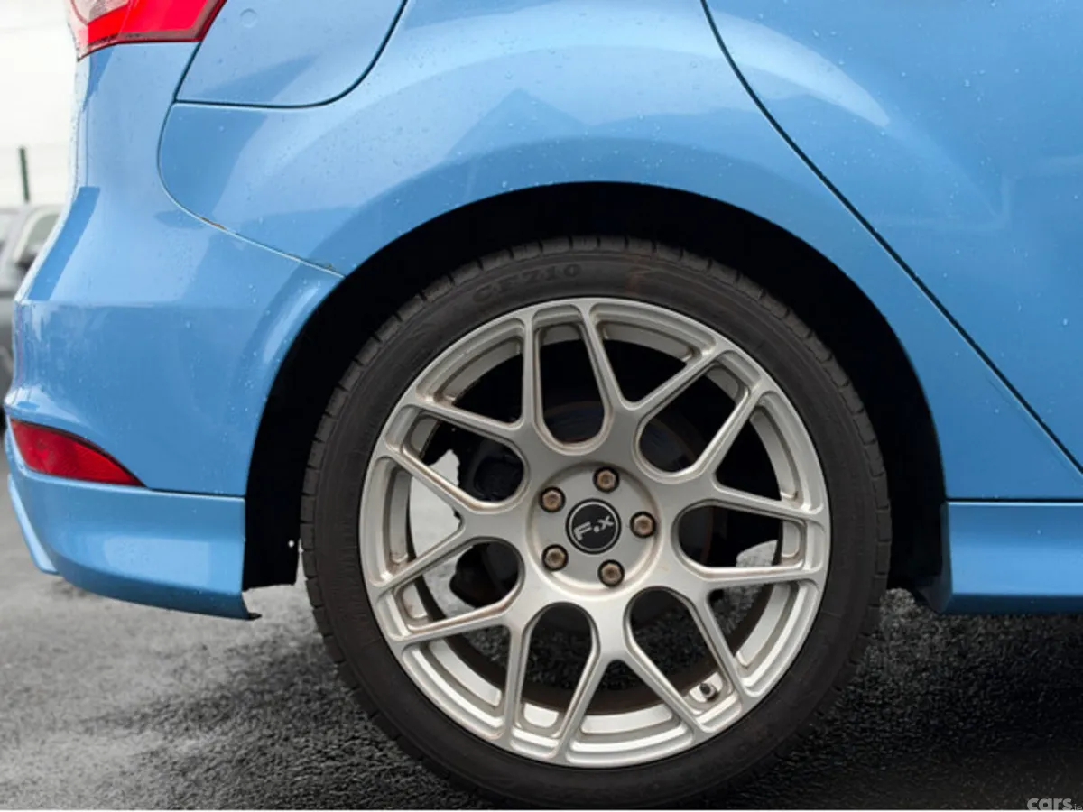 Ford Focus Hatchback, Diesel, 2017, Blue