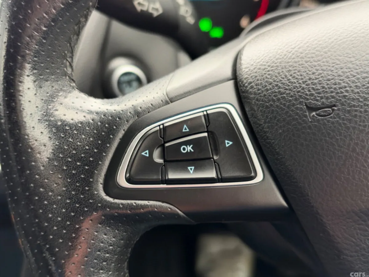 Ford Focus Hatchback, Diesel, 2017, Blue