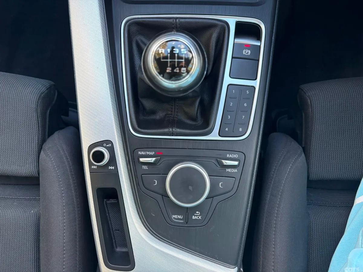 Audi A4 Saloon, Petrol, 2015, White