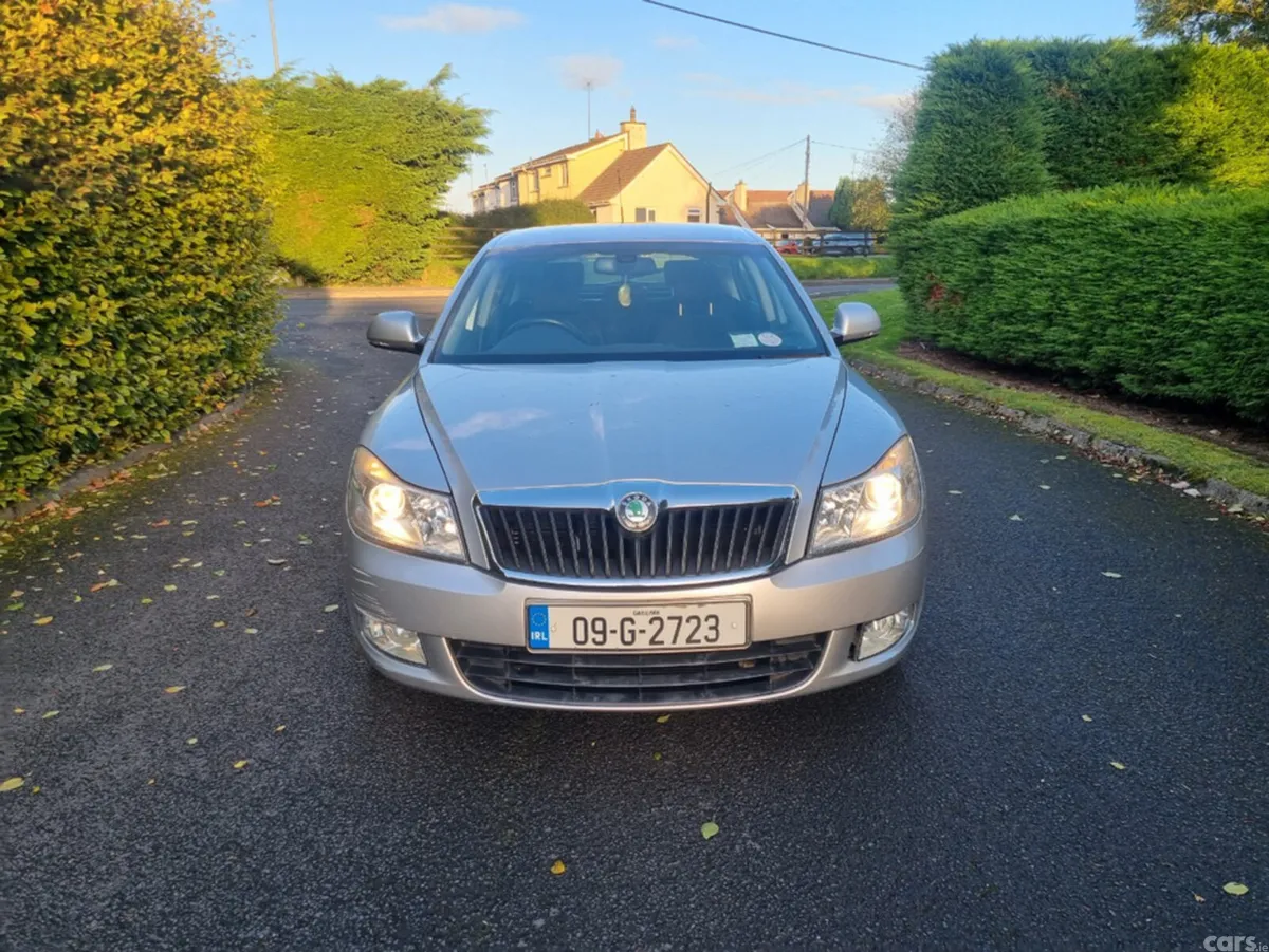 Skoda Octavia Hatchback, Diesel, 2009, Silver