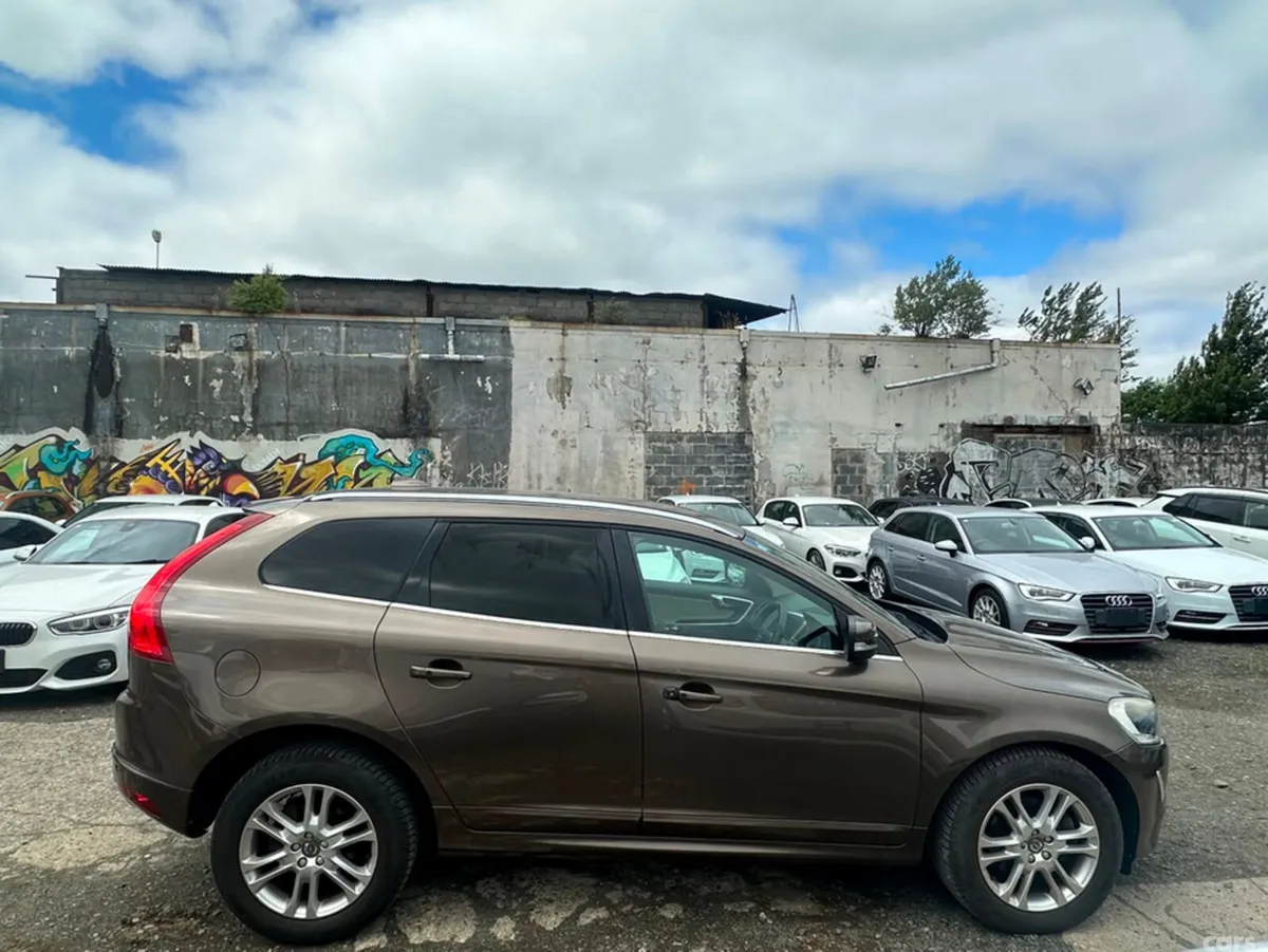 Volvo XC60 SUV, Diesel, 2015, Brown