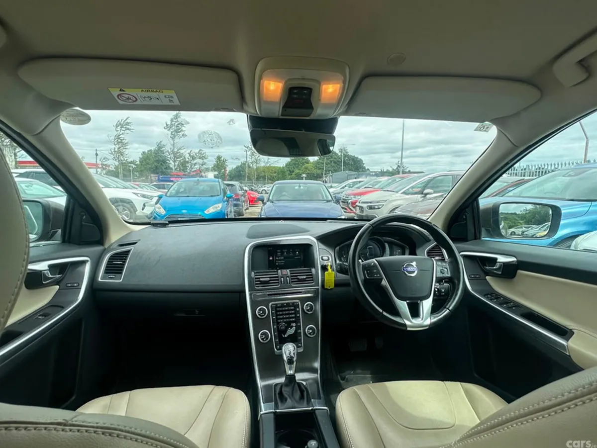 Volvo XC60 SUV, Diesel, 2015, Brown
