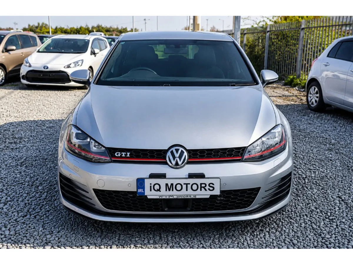Volkswagen Golf Hatchback, Petrol, 2014, Grey