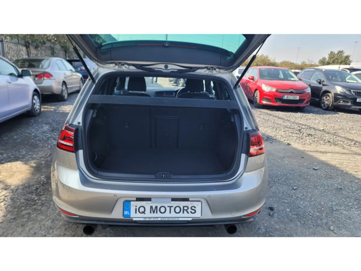 Volkswagen Golf Hatchback, Petrol, 2014, Grey