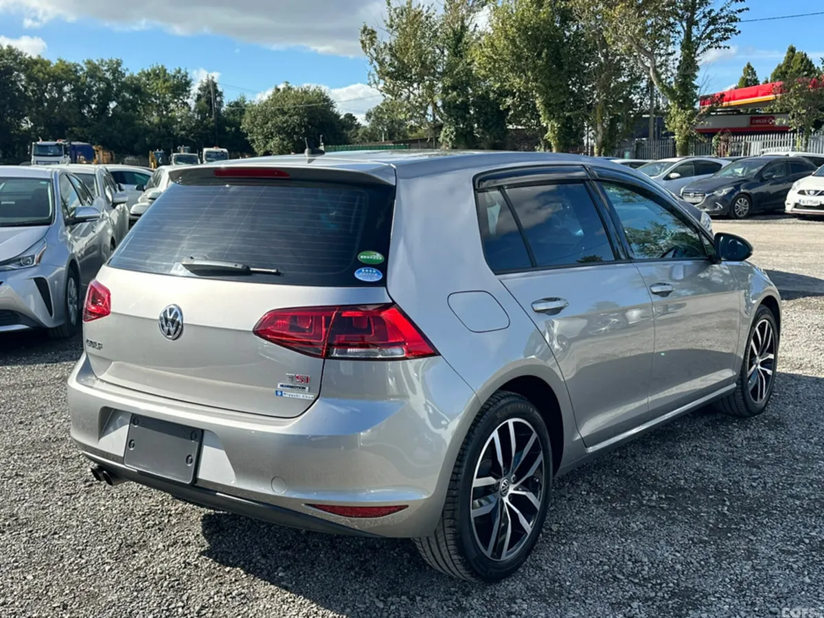 Volkswagen Golf Hatchback, Petrol, 2015, Grey