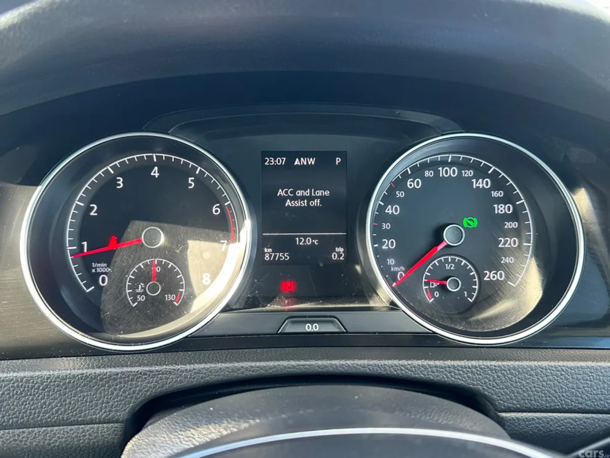 Volkswagen Golf Hatchback, Petrol, 2015, Grey
