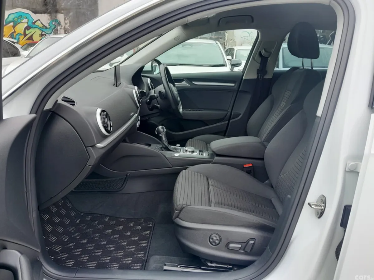 Audi A3 Hatchback, Petrol Plug-in Hybrid, 2016, White