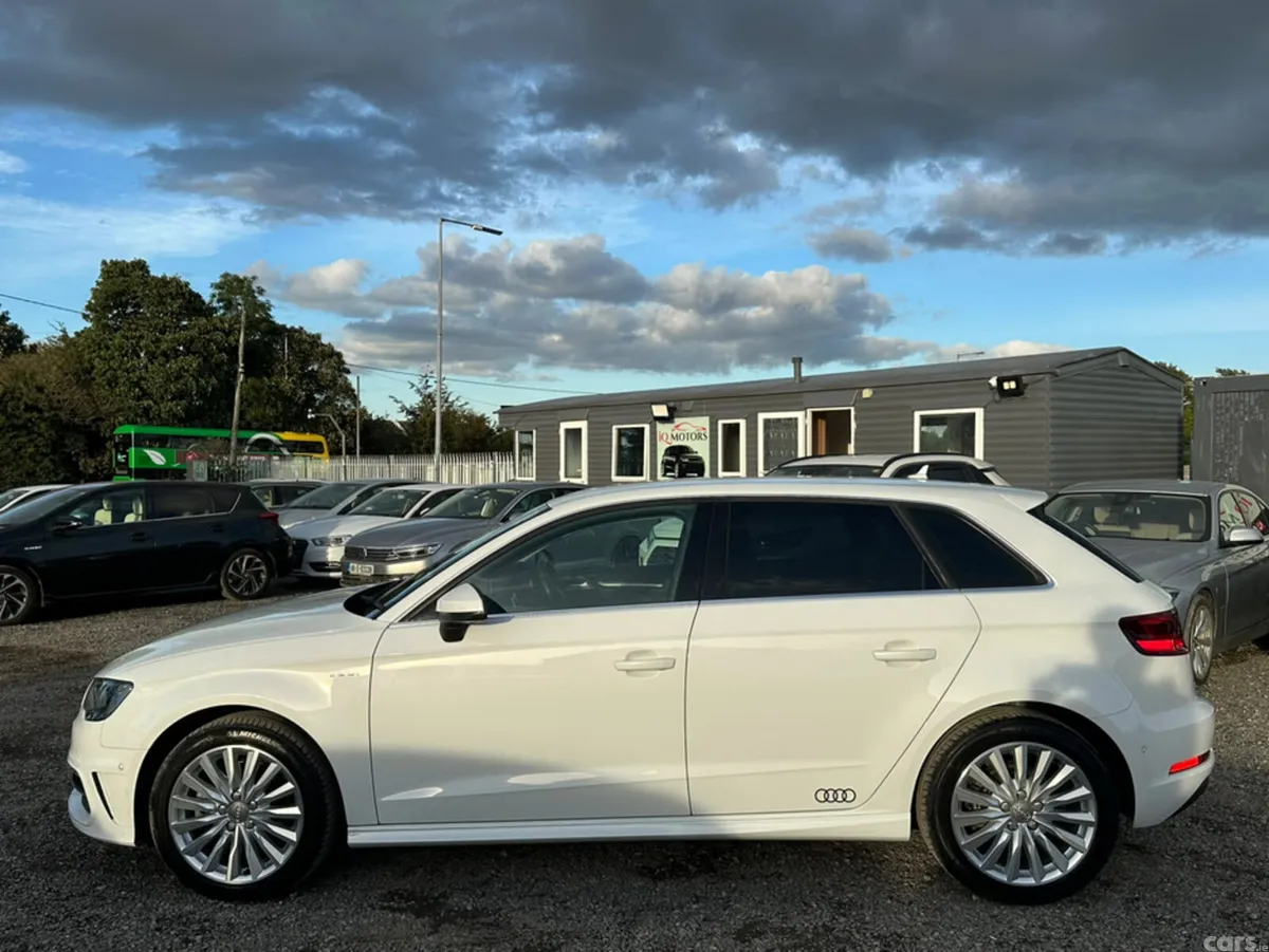 Audi A3 Hatchback, Petrol Plug-in Hybrid, 2016, White