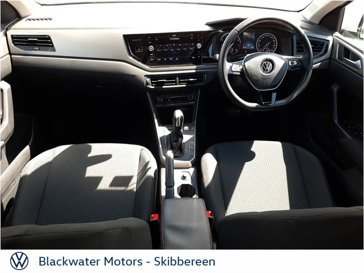 Volkswagen Polo Hatchback, Petrol, 2021, White