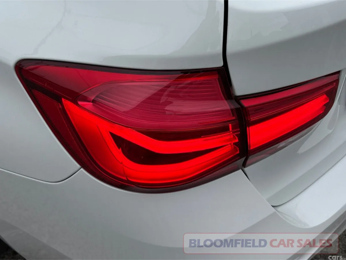 BMW 3-Series Estate, Petrol, 2016, White