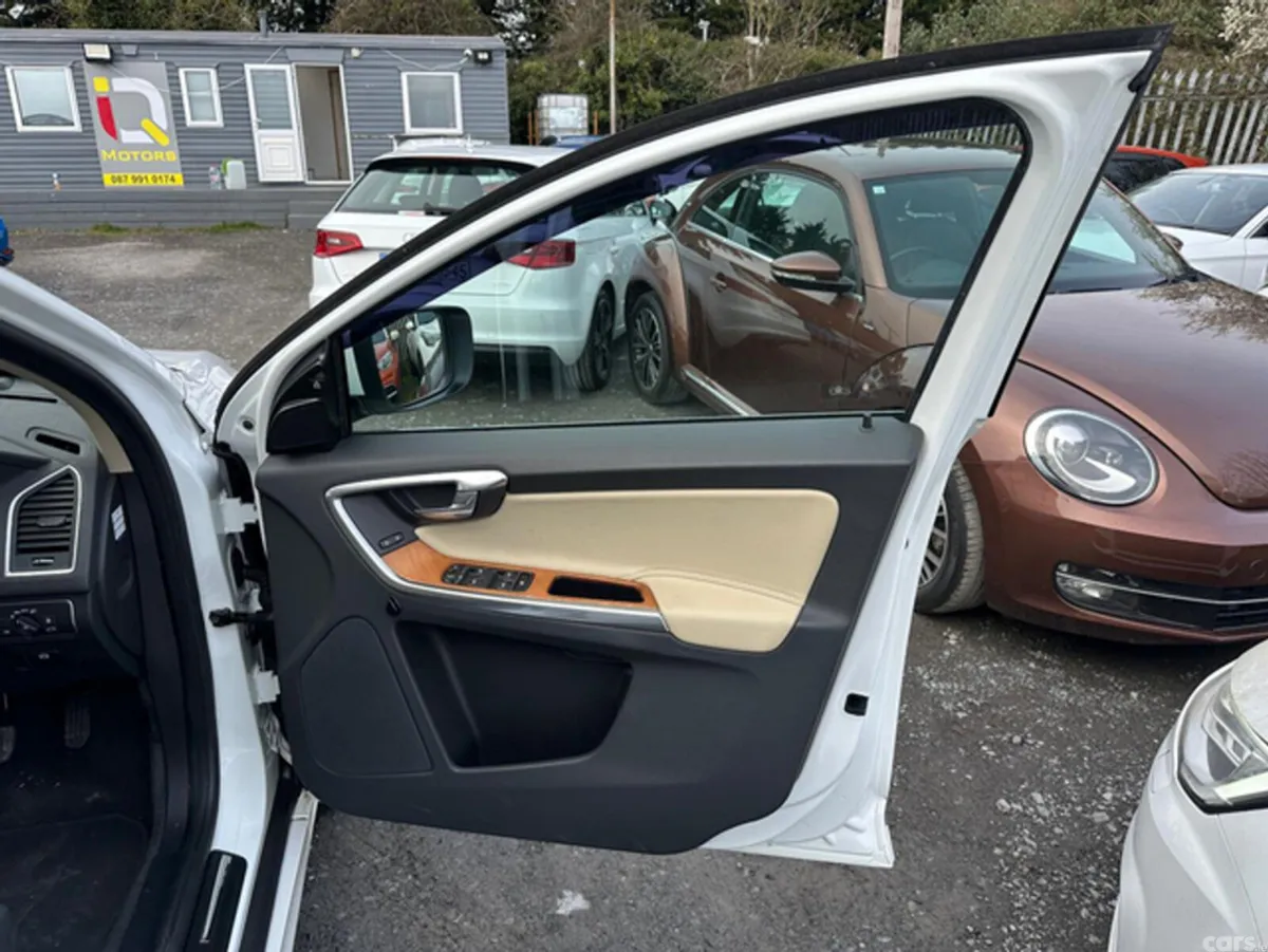 Volvo XC60 SUV, Diesel, 2017, White