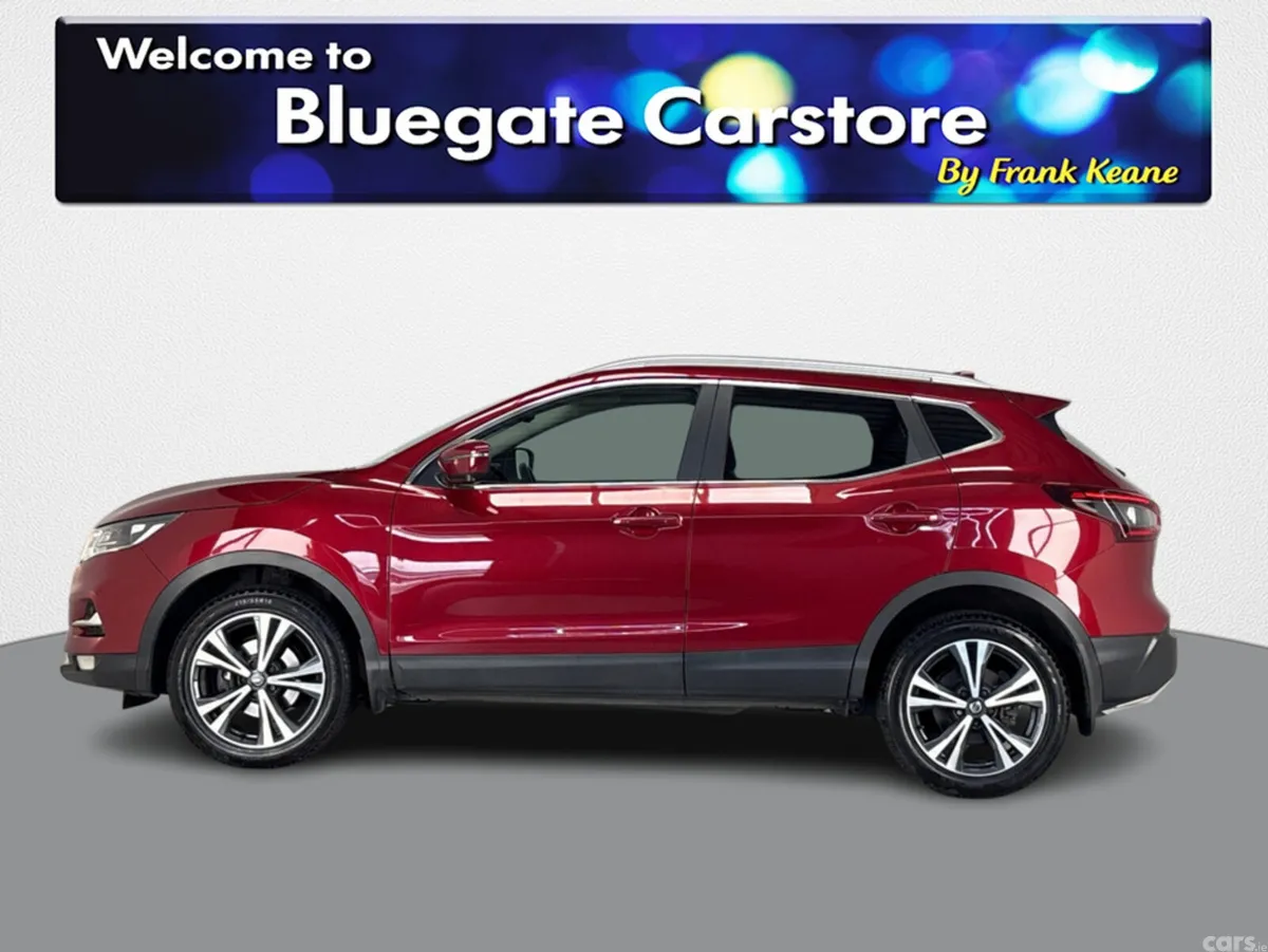 Nissan Qashqai MPV, Petrol, 2020, Red