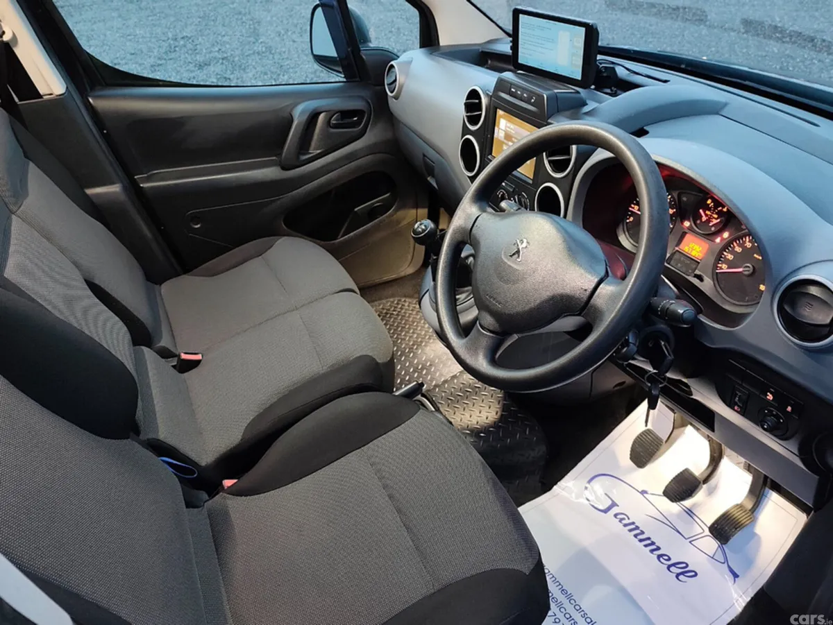 Peugeot Partner Van, Diesel, 2018, Black