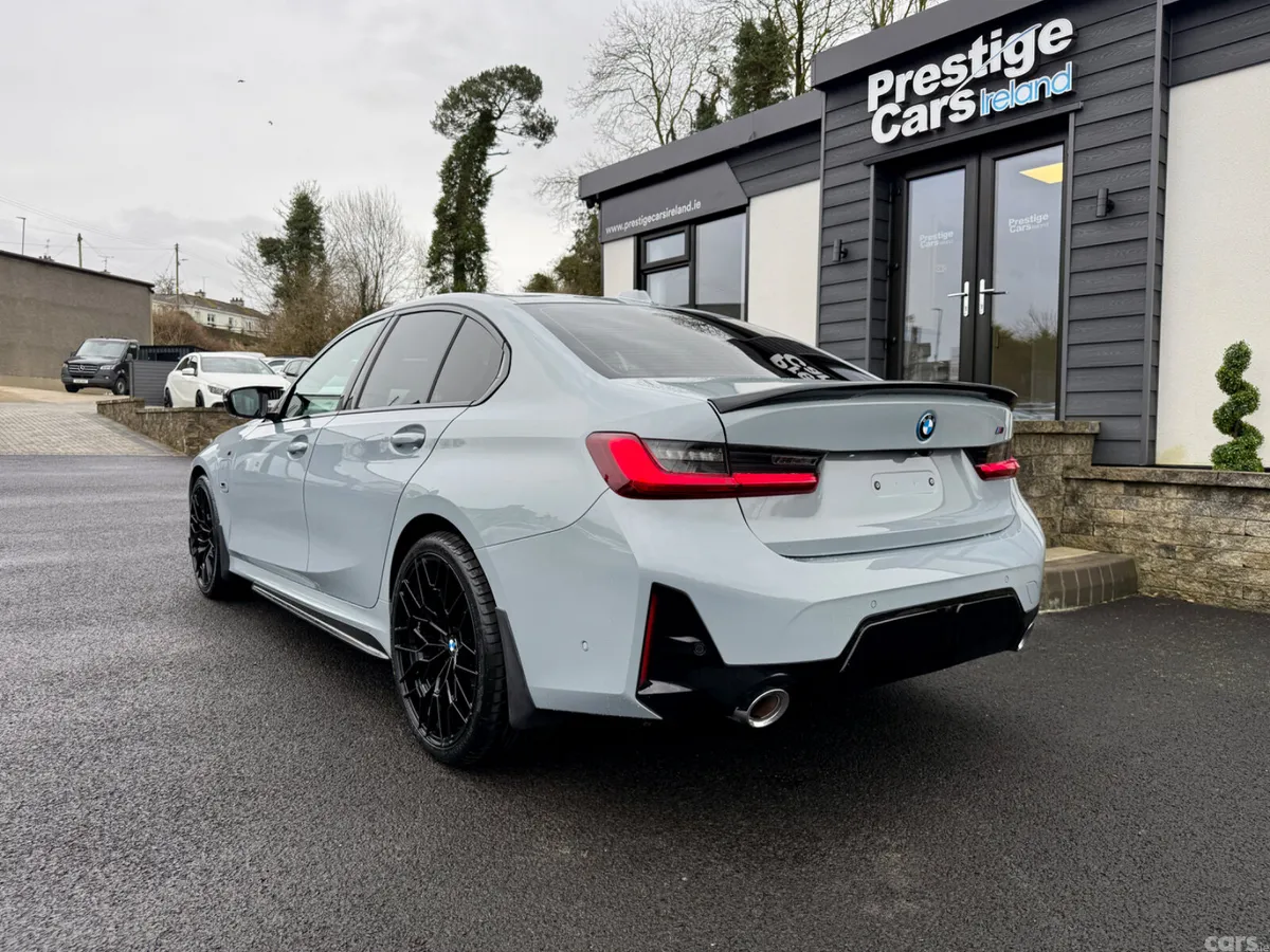 BMW 3-Series Saloon, Petrol Plug-in Hybrid, 2024, Grey