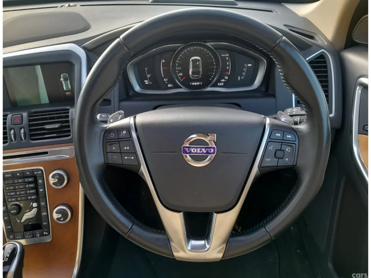 Volvo XC60 SUV, Diesel, 2017, White