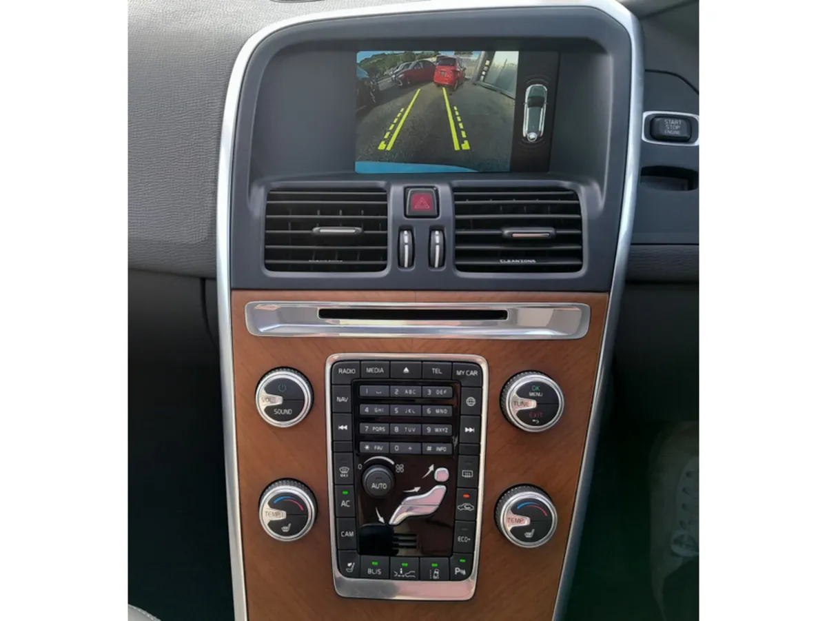 Volvo XC60 SUV, Diesel, 2017, White