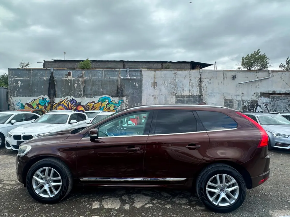 Volvo XC60 SUV, Diesel, 2017, Brown