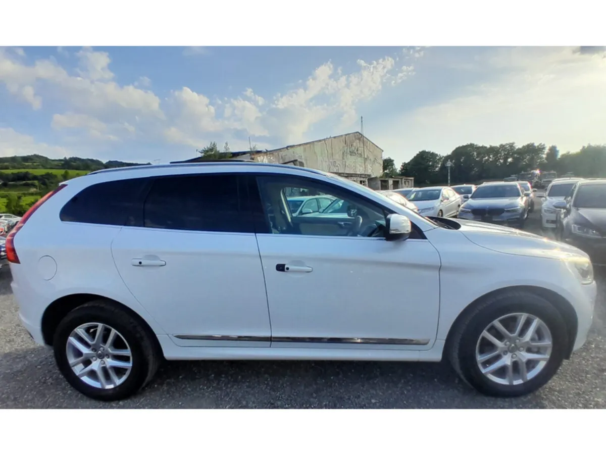 Volvo XC60 SUV, Diesel, 2017, White