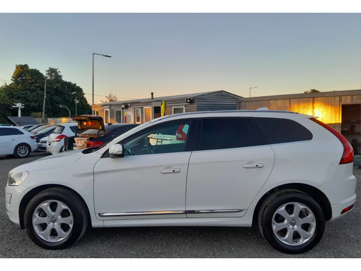 Volvo XC60 SUV, Diesel, 2017, White