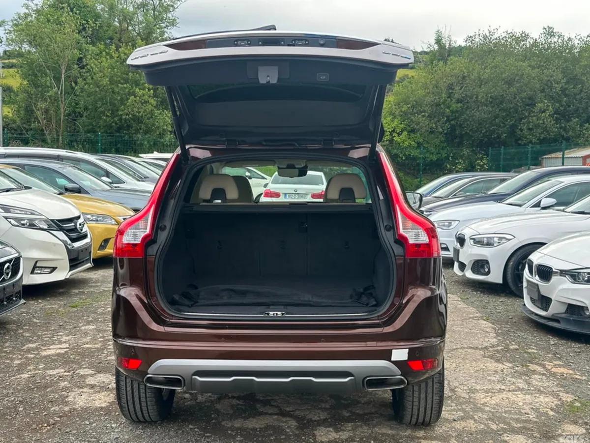 Volvo XC60 SUV, Diesel, 2017, Brown